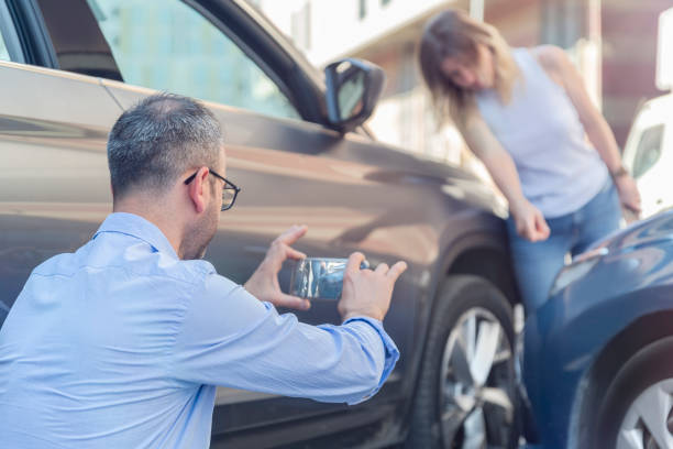 Professional Sr22 Insurance technician working in Coleytown, CT